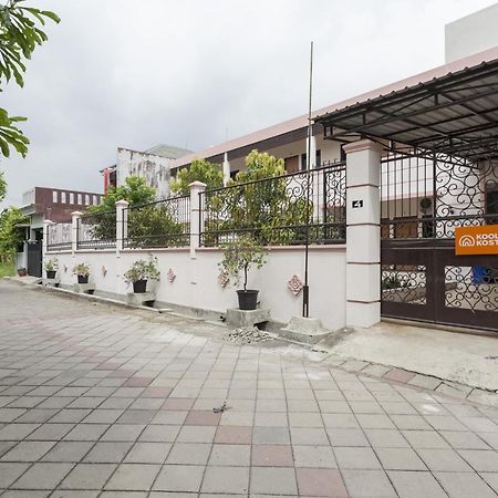 Koolkost Syariah Near Upn Veteran Otel Medokanayu Dış mekan fotoğraf
