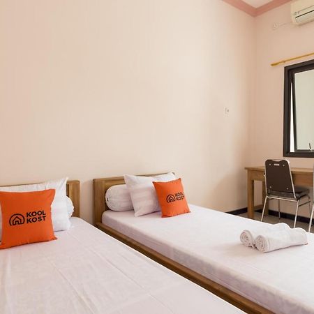 Koolkost Syariah Near Upn Veteran Otel Medokanayu Dış mekan fotoğraf