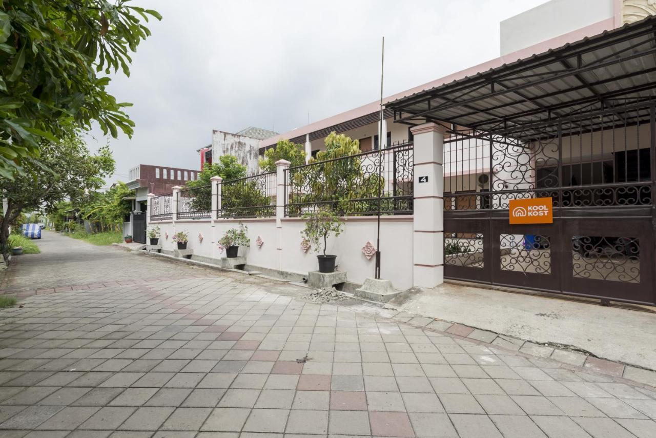 Koolkost Syariah Near Upn Veteran Otel Medokanayu Dış mekan fotoğraf