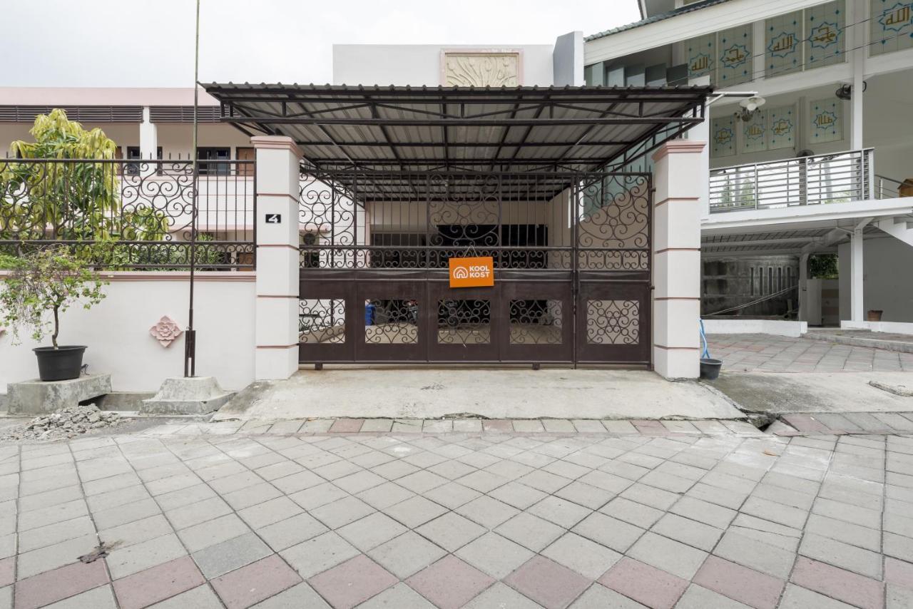 Koolkost Syariah Near Upn Veteran Otel Medokanayu Dış mekan fotoğraf