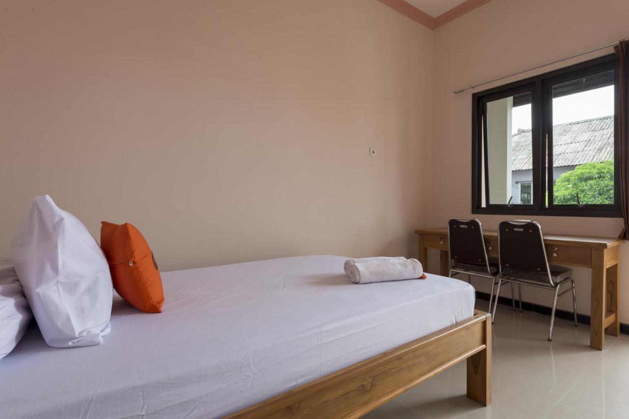 Koolkost Syariah Near Upn Veteran Otel Medokanayu Dış mekan fotoğraf